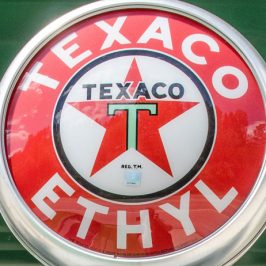 Logo Texaco. Crédit photo Lisa Johnson Pixabay.